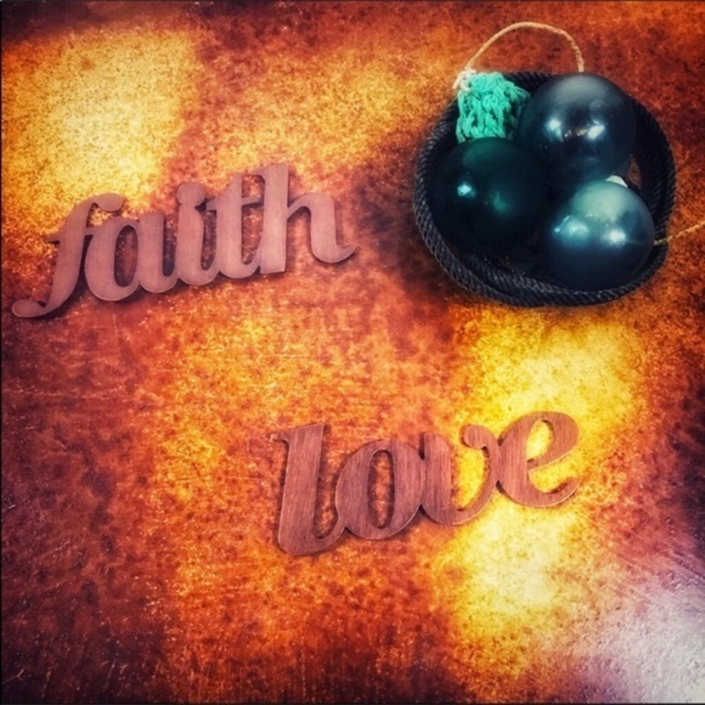 faith & love brown copper tone metal‎ wall art/signs